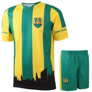 Den Haag Voetbaltenue - Kind en Volwassenen